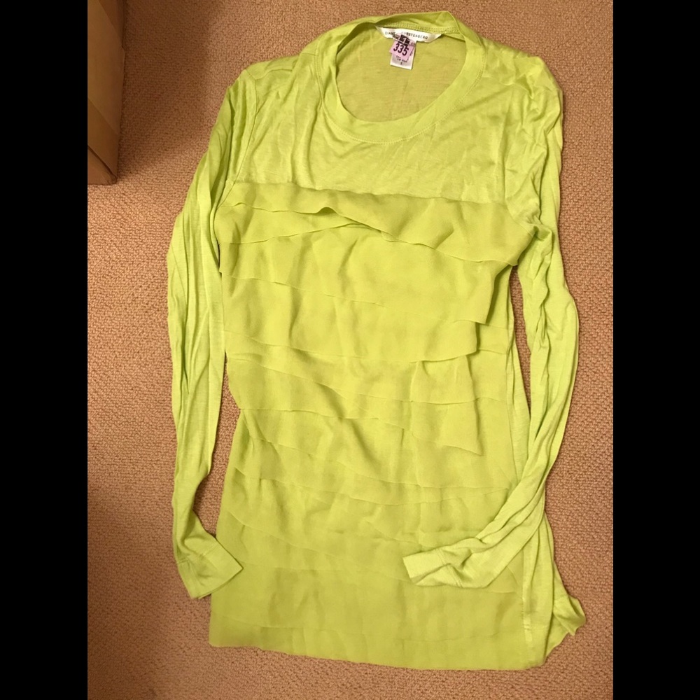 Neon yellow top- long line cut is flattering